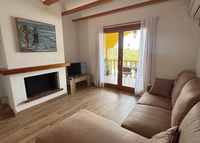 Cozy Duplex Les Rotes Prázdninový dům *